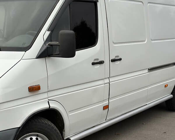 Білий Мерседес Sprinter, об'ємом двигуна 2.15 л та пробігом 358 тис. км за 10300 $, фото 2 на Automoto.ua