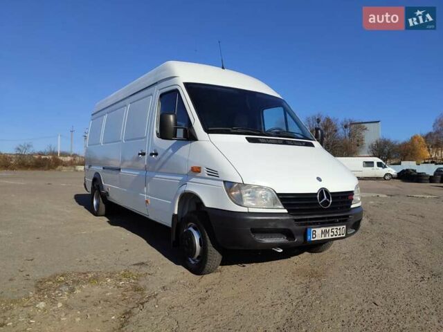 Белый Мерседес Sprinter, объемом двигателя 0 л и пробегом 260 тыс. км за 22500 $, фото 47 на Automoto.ua