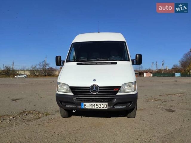 Белый Мерседес Sprinter, объемом двигателя 0 л и пробегом 260 тыс. км за 22500 $, фото 46 на Automoto.ua