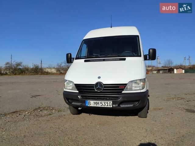 Белый Мерседес Sprinter, объемом двигателя 0 л и пробегом 260 тыс. км за 22500 $, фото 14 на Automoto.ua