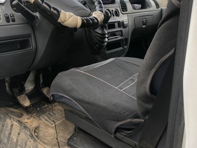 Білий Мерседес Sprinter, об'ємом двигуна 2.2 л та пробігом 320 тис. км за 9000 $, фото 7 на Automoto.ua