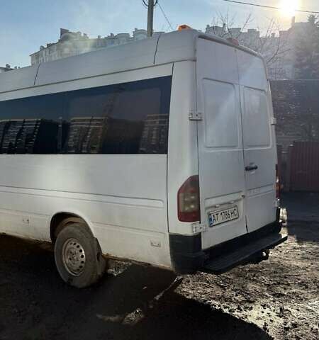 Білий Мерседес Sprinter, об'ємом двигуна 0 л та пробігом 550 тис. км за 6650 $, фото 4 на Automoto.ua