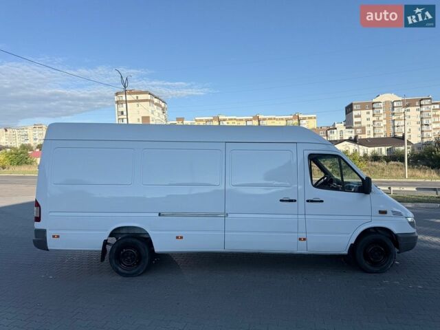 Білий Мерседес Sprinter, об'ємом двигуна 2.15 л та пробігом 300 тис. км за 7700 $, фото 5 на Automoto.ua