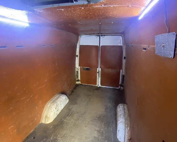 Білий Мерседес Sprinter, об'ємом двигуна 2.15 л та пробігом 358 тис. км за 10300 $, фото 24 на Automoto.ua