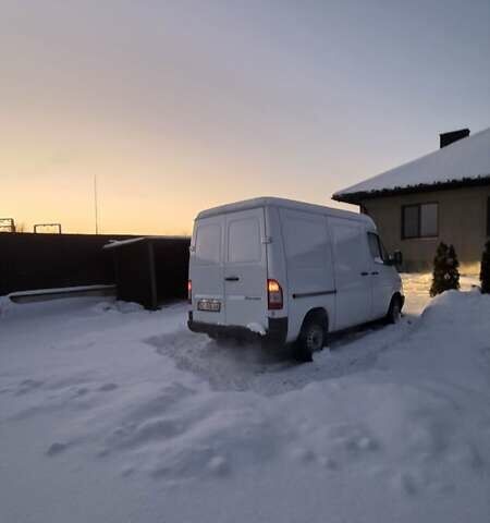 Белый Мерседес Sprinter, объемом двигателя 0 л и пробегом 340 тыс. км за 6000 $, фото 4 на Automoto.ua