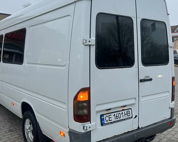 Белый Мерседес Sprinter, объемом двигателя 2.69 л и пробегом 454 тыс. км за 7500 $, фото 12 на Automoto.ua