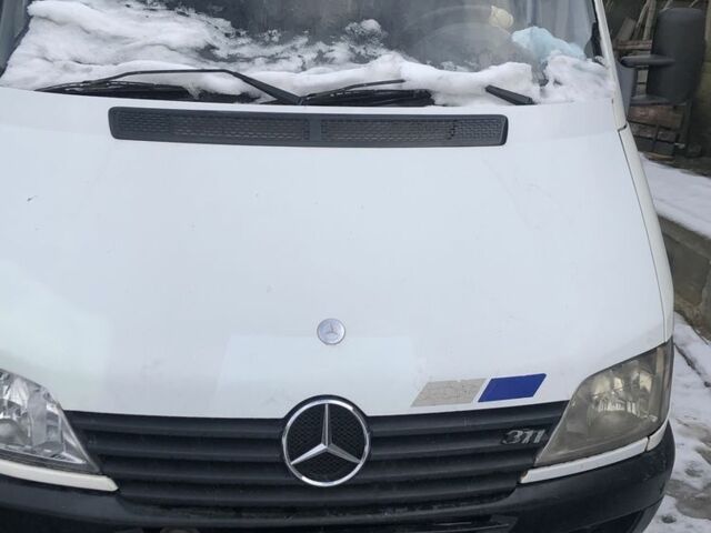 Білий Мерседес Sprinter, об'ємом двигуна 2.2 л та пробігом 320 тис. км за 9000 $, фото 3 на Automoto.ua
