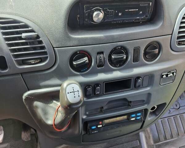 Білий Мерседес Sprinter, об'ємом двигуна 2.15 л та пробігом 100 тис. км за 13200 $, фото 9 на Automoto.ua