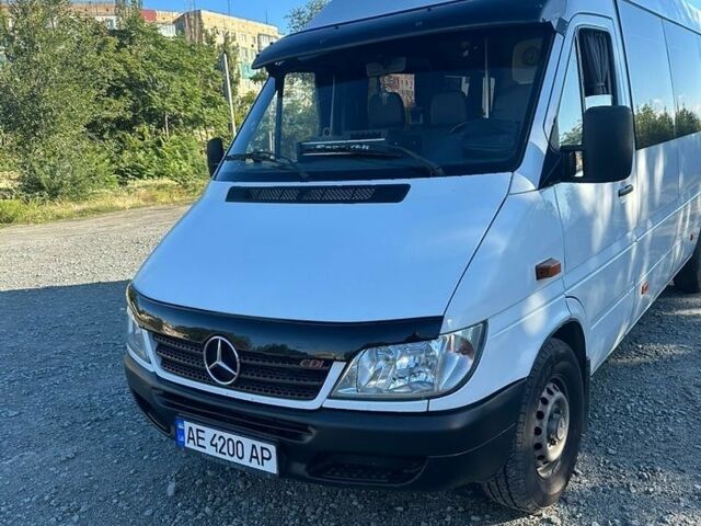 Білий Мерседес Sprinter, об'ємом двигуна 2.15 л та пробігом 550 тис. км за 14000 $, фото 1 на Automoto.ua
