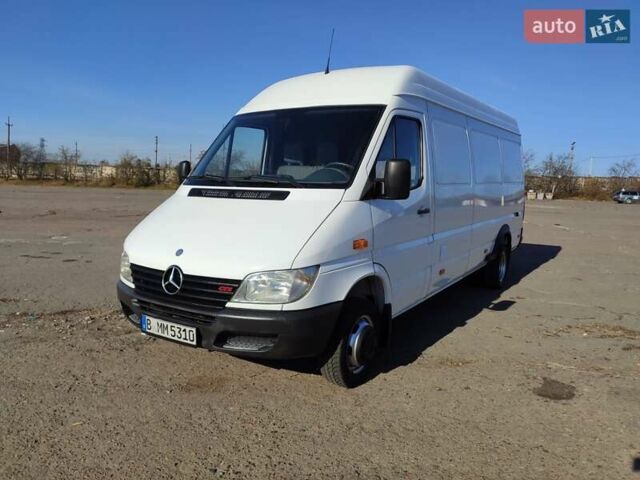 Белый Мерседес Sprinter, объемом двигателя 0 л и пробегом 260 тыс. км за 22500 $, фото 13 на Automoto.ua