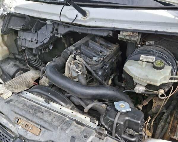 Білий Мерседес Sprinter, об'ємом двигуна 2.15 л та пробігом 100 тис. км за 13200 $, фото 11 на Automoto.ua