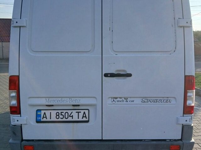 Білий Мерседес Sprinter, об'ємом двигуна 2.1 л та пробігом 380 тис. км за 10500 $, фото 3 на Automoto.ua