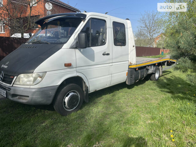 Белый Мерседес Sprinter, объемом двигателя 2.69 л и пробегом 456 тыс. км за 21000 $, фото 1 на Automoto.ua