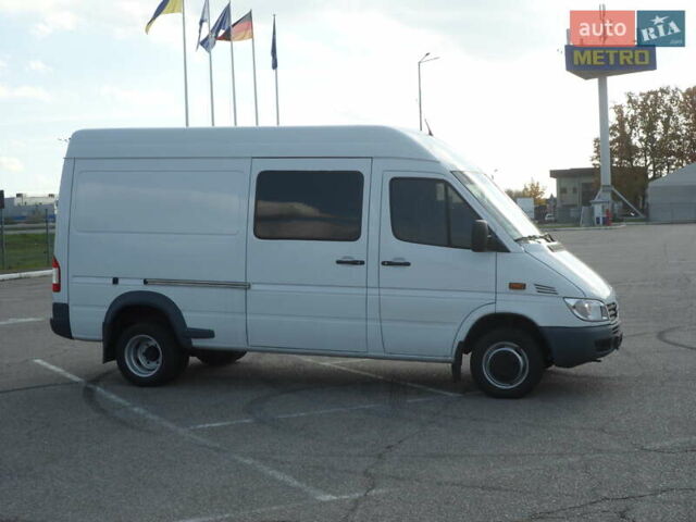 Белый Мерседес Sprinter, объемом двигателя 2.7 л и пробегом 658 тыс. км за 12800 $, фото 11 на Automoto.ua
