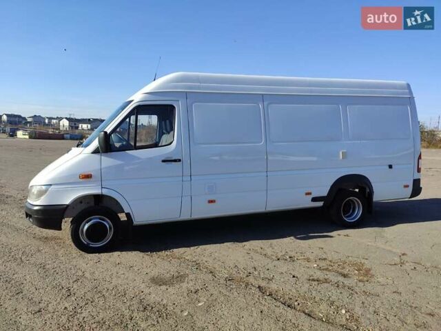 Белый Мерседес Sprinter, объемом двигателя 0 л и пробегом 260 тыс. км за 22500 $, фото 11 на Automoto.ua