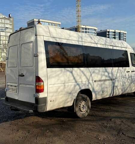 Білий Мерседес Sprinter, об'ємом двигуна 0 л та пробігом 550 тис. км за 6650 $, фото 3 на Automoto.ua