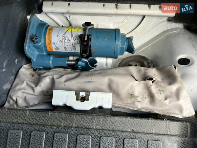 Белый Мерседес Sprinter, объемом двигателя 2.2 л и пробегом 311 тыс. км за 10300 $, фото 38 на Automoto.ua