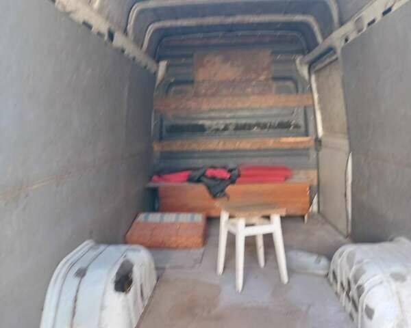 Белый Мерседес Sprinter, объемом двигателя 0 л и пробегом 410 тыс. км за 13000 $, фото 1 на Automoto.ua