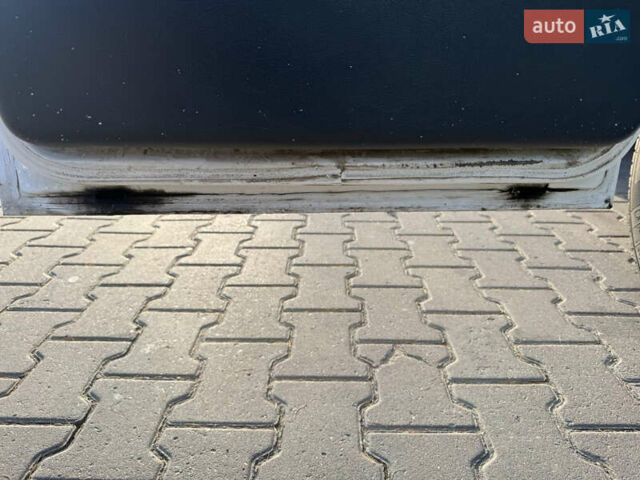 Белый Мерседес Sprinter, объемом двигателя 2.15 л и пробегом 530 тыс. км за 9400 $, фото 22 на Automoto.ua