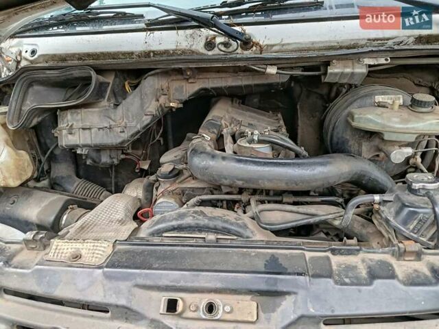 Белый Мерседес Sprinter, объемом двигателя 2.2 л и пробегом 770 тыс. км за 10500 $, фото 26 на Automoto.ua