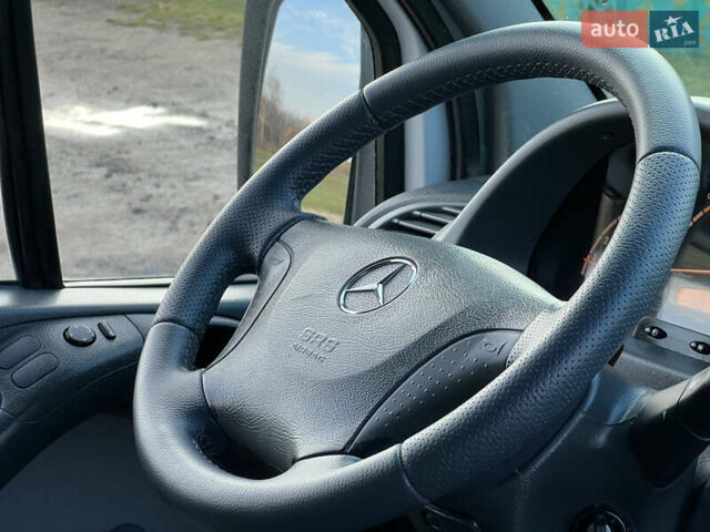 Белый Мерседес Sprinter, объемом двигателя 2.2 л и пробегом 311 тыс. км за 10300 $, фото 24 на Automoto.ua