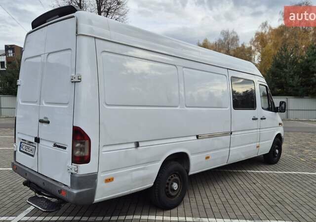 Белый Мерседес Sprinter, объемом двигателя 2.2 л и пробегом 264 тыс. км за 9900 $, фото 2 на Automoto.ua