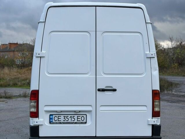 Белый Мерседес Sprinter, объемом двигателя 2.15 л и пробегом 420 тыс. км за 7799 $, фото 5 на Automoto.ua