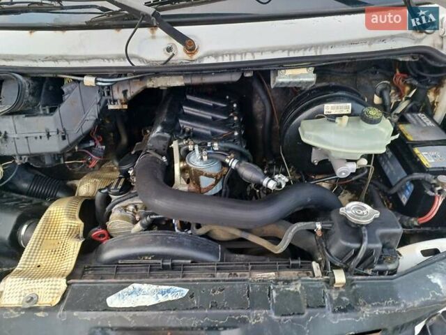 Білий Мерседес Sprinter, об'ємом двигуна 2.2 л та пробігом 458 тис. км за 7300 $, фото 6 на Automoto.ua