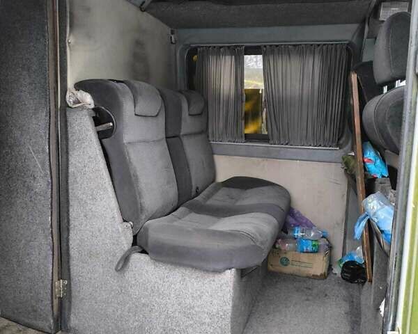 Белый Мерседес Sprinter, объемом двигателя 2.1 л и пробегом 517 тыс. км за 7000 $, фото 5 на Automoto.ua