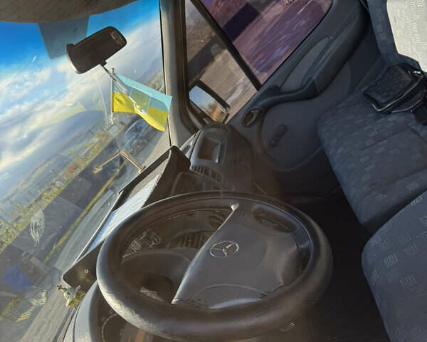 Белый Мерседес Sprinter, объемом двигателя 2.15 л и пробегом 515 тыс. км за 7200 $, фото 5 на Automoto.ua