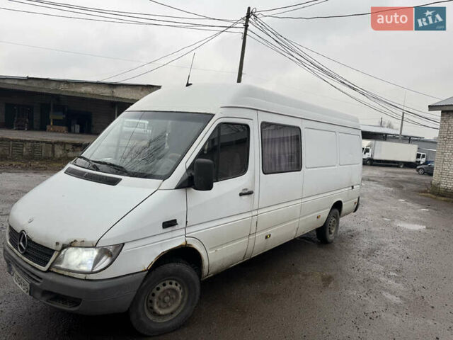 Білий Мерседес Sprinter, об'ємом двигуна 2.7 л та пробігом 338 тис. км за 7500 $, фото 7 на Automoto.ua