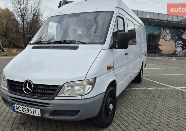 Белый Мерседес Sprinter, объемом двигателя 2.2 л и пробегом 264 тыс. км за 9900 $, фото 8 на Automoto.ua