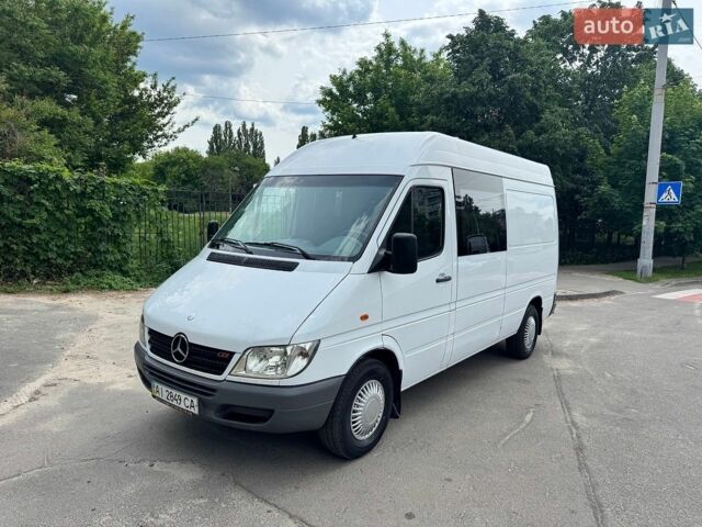 Белый Мерседес Sprinter, объемом двигателя 2.15 л и пробегом 715 тыс. км за 7600 $, фото 30 на Automoto.ua