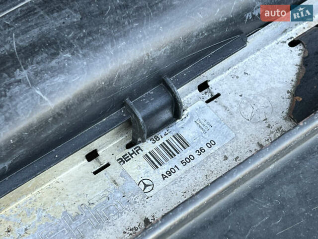 Белый Мерседес Sprinter, объемом двигателя 2.2 л и пробегом 311 тыс. км за 10300 $, фото 30 на Automoto.ua