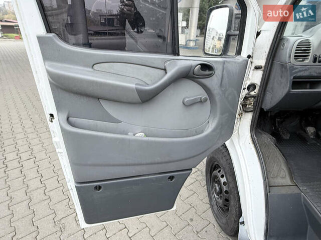 Мерседес Sprinter 2004 у Хмельницькому на Automoto.ua Білий Мерседес Sprinter, об'ємом двигуна 2.15 л та пробігом 200 тис. км за 7400 $, фото 19 на Automoto.ua