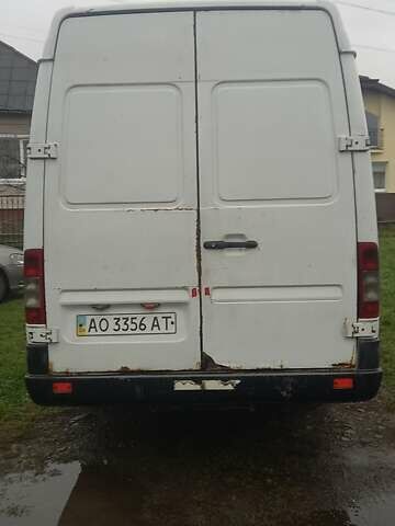 Білий Мерседес Sprinter, об'ємом двигуна 2.15 л та пробігом 282 тис. км за 5000 $, фото 8 на Automoto.ua