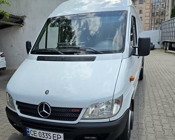 Белый Мерседес Sprinter, объемом двигателя 2.1 л и пробегом 396 тыс. км за 13999 $, фото 3 на Automoto.ua