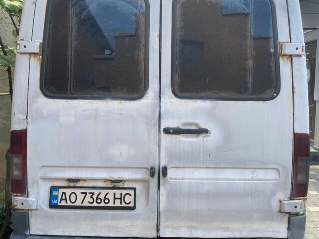 Білий Мерседес Sprinter, об'ємом двигуна 2.1 л та пробігом 320 тис. км за 5700 $, фото 5 на Automoto.ua