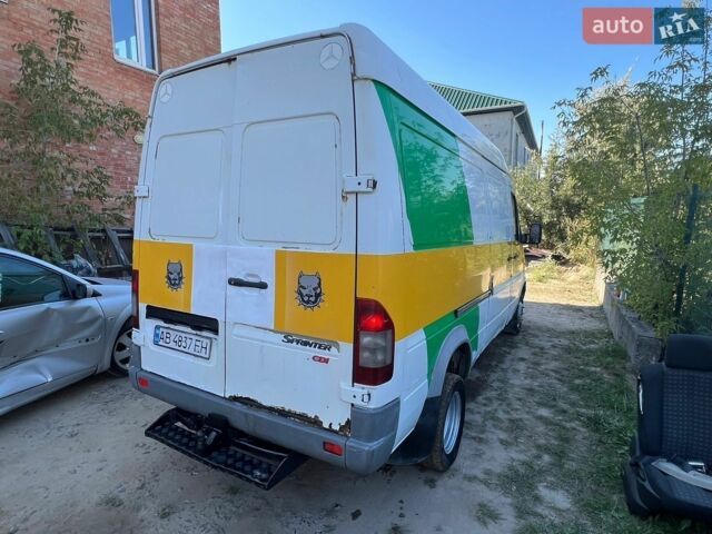 Білий Мерседес Sprinter, об'ємом двигуна 2.15 л та пробігом 500 тис. км за 4800 $, фото 3 на Automoto.ua