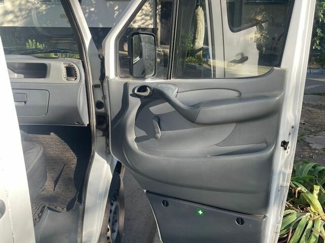 Білий Мерседес Sprinter, об'ємом двигуна 0 л та пробігом 806 тис. км за 5200 $, фото 18 на Automoto.ua