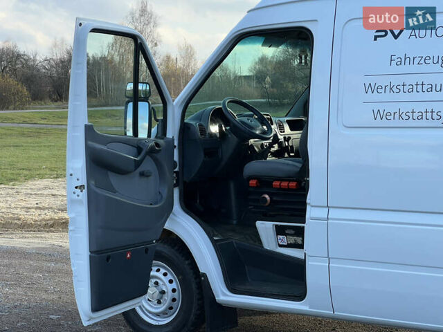 Белый Мерседес Sprinter, объемом двигателя 2.2 л и пробегом 311 тыс. км за 10300 $, фото 21 на Automoto.ua