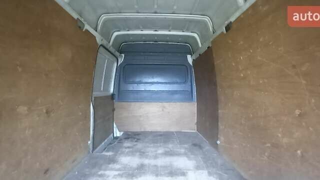 Білий Мерседес Sprinter, об'ємом двигуна 2.15 л та пробігом 282 тис. км за 5000 $, фото 13 на Automoto.ua