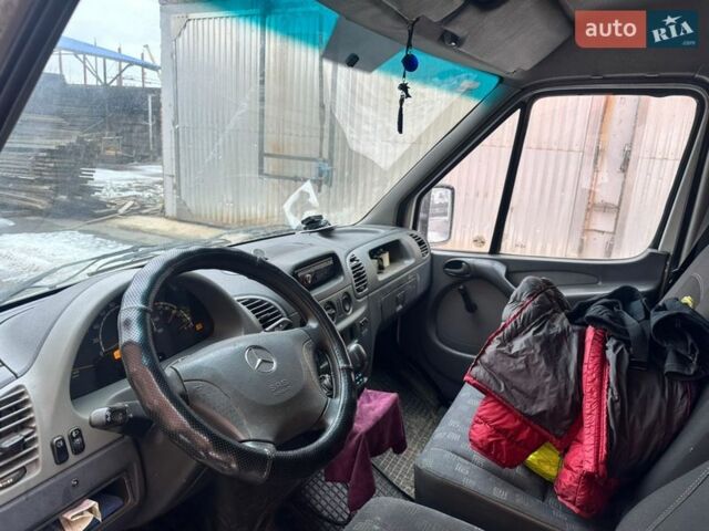 Белый Мерседес Sprinter, объемом двигателя 2.15 л и пробегом 450 тыс. км за 4800 $, фото 4 на Automoto.ua