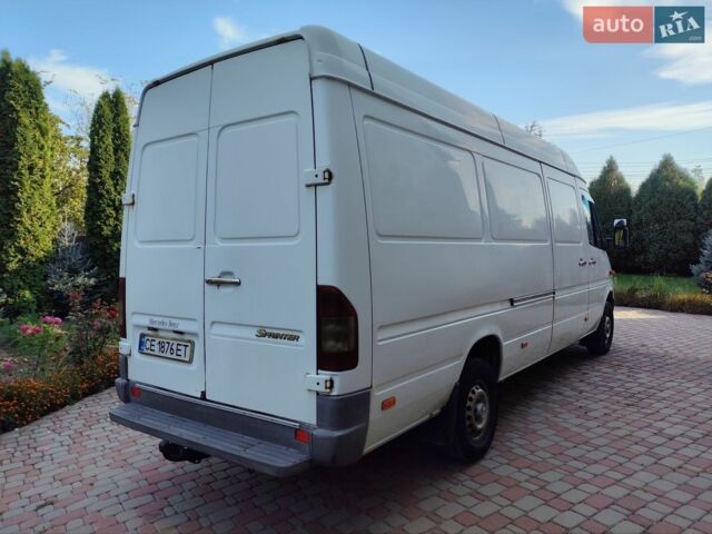 Белый Мерседес Sprinter, объемом двигателя 2.7 л и пробегом 700 тыс. км за 9300 $, фото 6 на Automoto.ua