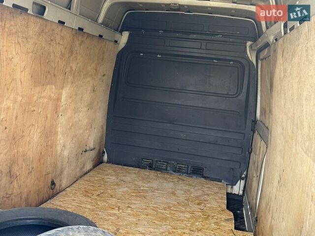 Белый Мерседес Sprinter, объемом двигателя 0 л и пробегом 375 тыс. км за 8300 $, фото 7 на Automoto.ua