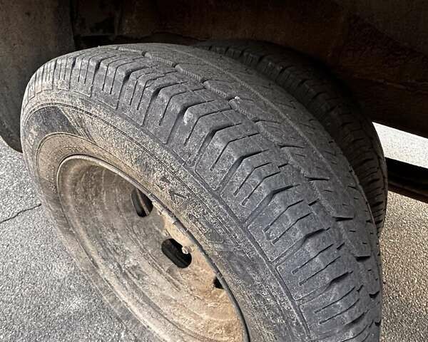 Белый Мерседес Sprinter, объемом двигателя 2.1 л и пробегом 220 тыс. км за 6000 $, фото 6 на Automoto.ua