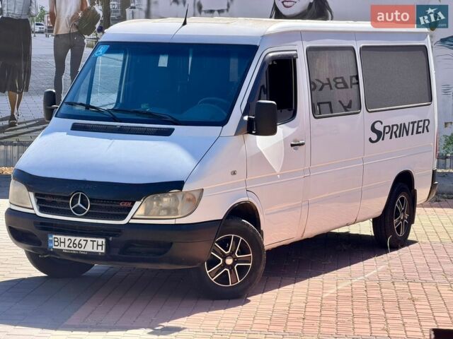 Белый Мерседес Sprinter, объемом двигателя 2.15 л и пробегом 280 тыс. км за 7200 $, фото 12 на Automoto.ua