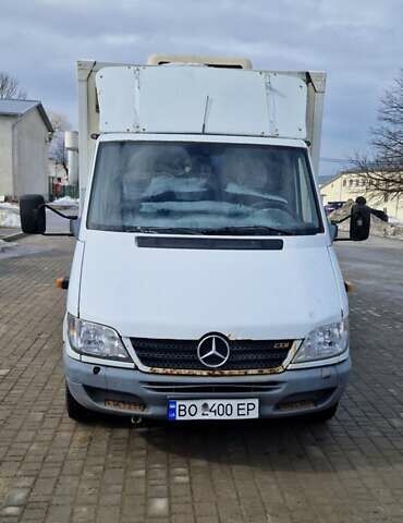 Белый Мерседес Sprinter, объемом двигателя 2.15 л и пробегом 100 тыс. км за 4000 $, фото 1 на Automoto.ua
