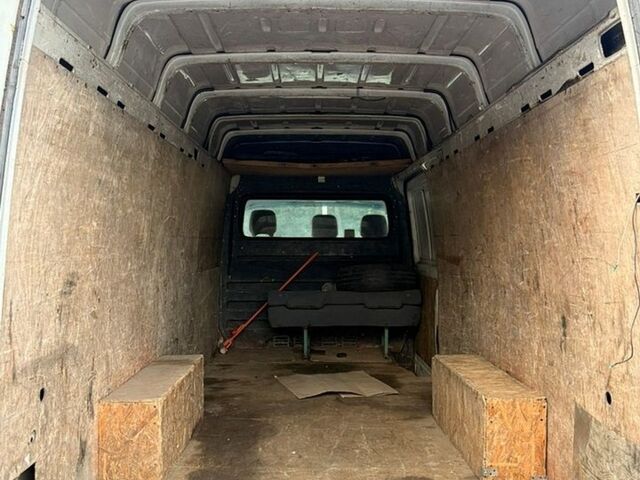 Белый Мерседес Sprinter, объемом двигателя 2.2 л и пробегом 400 тыс. км за 6900 $, фото 14 на Automoto.ua