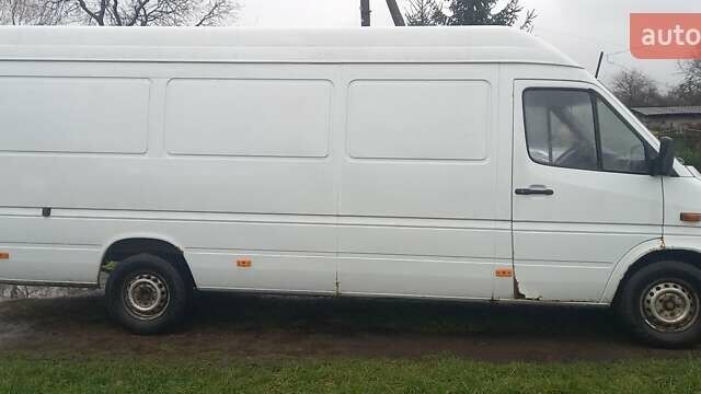 Білий Мерседес Sprinter, об'ємом двигуна 2.15 л та пробігом 282 тис. км за 5000 $, фото 3 на Automoto.ua